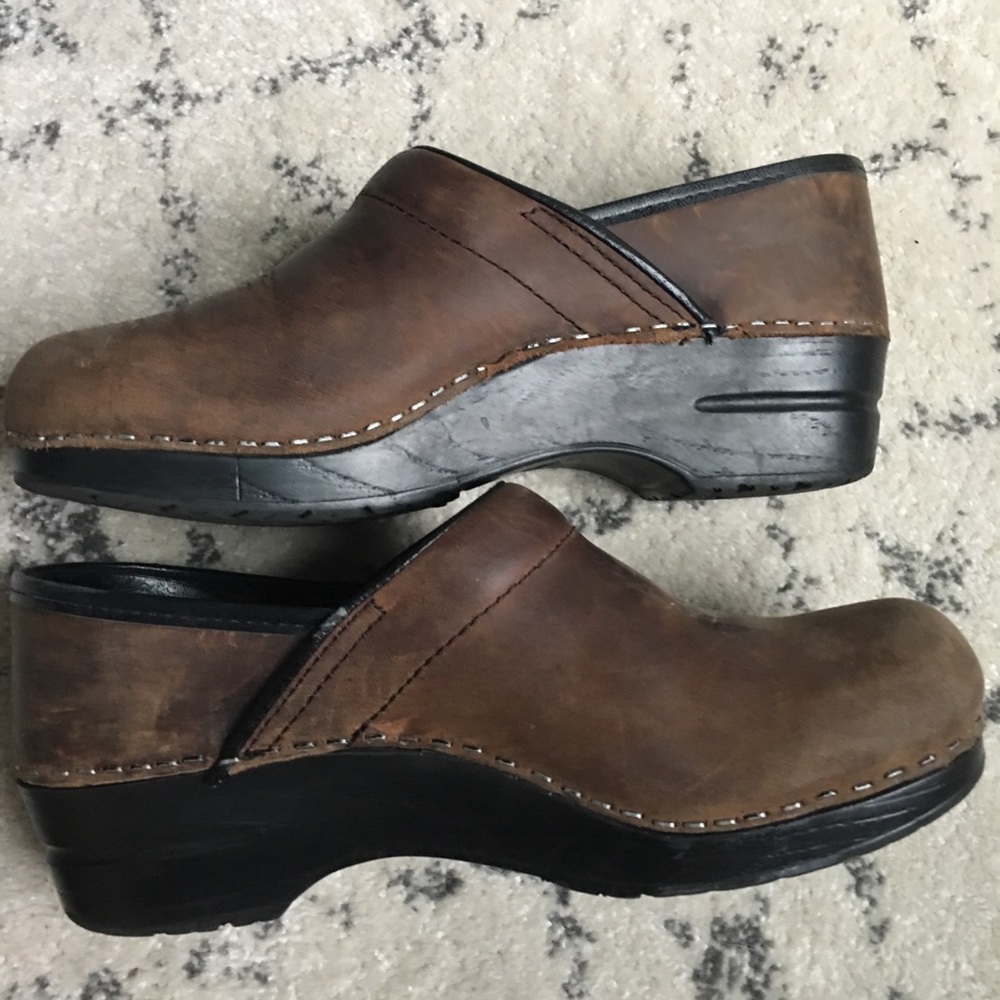 Dansko clogs size 39